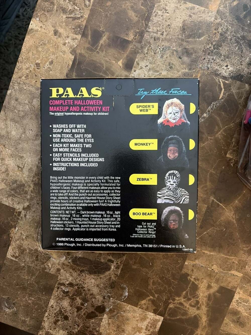 Vintage 1986 PAAS Halloween Makeup and Activity Kit - Picture 2 of 2